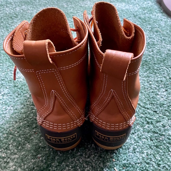 L.L. Bean boots 8” - Picture 2 of 4